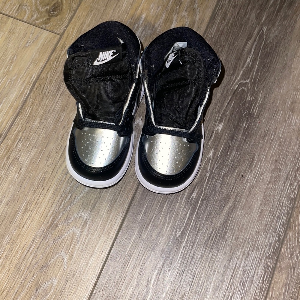 Toddler Jordan 1 Retro High